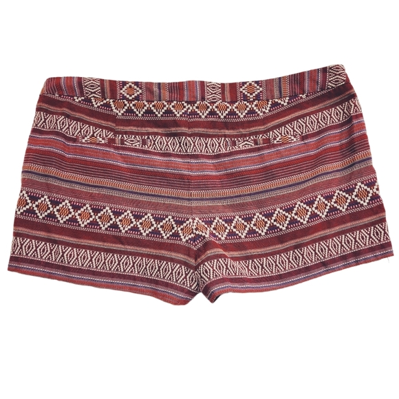 Merona Aztec Southwest Print Boho Pink Tribal Shorts Size 18 Pockets - Picture 3 of 6
